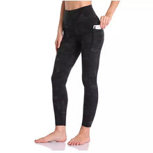 Load image into Gallery viewer, Waistband Side Pockets Came Leggings
