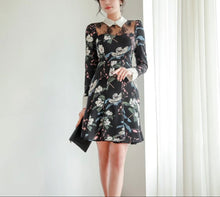 Load image into Gallery viewer, Elegant Lacy Short Floral Dress
